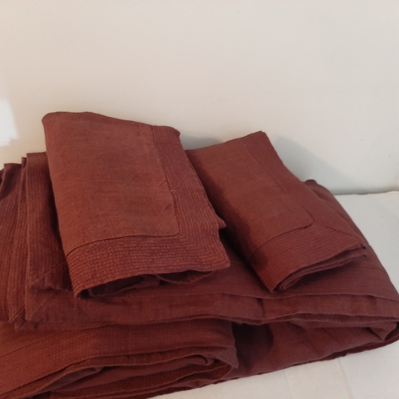 *Hotel Embroidered king Linen duvet cover & 2 Standard shams WINE MSRP $6… - Picture 11 of 16